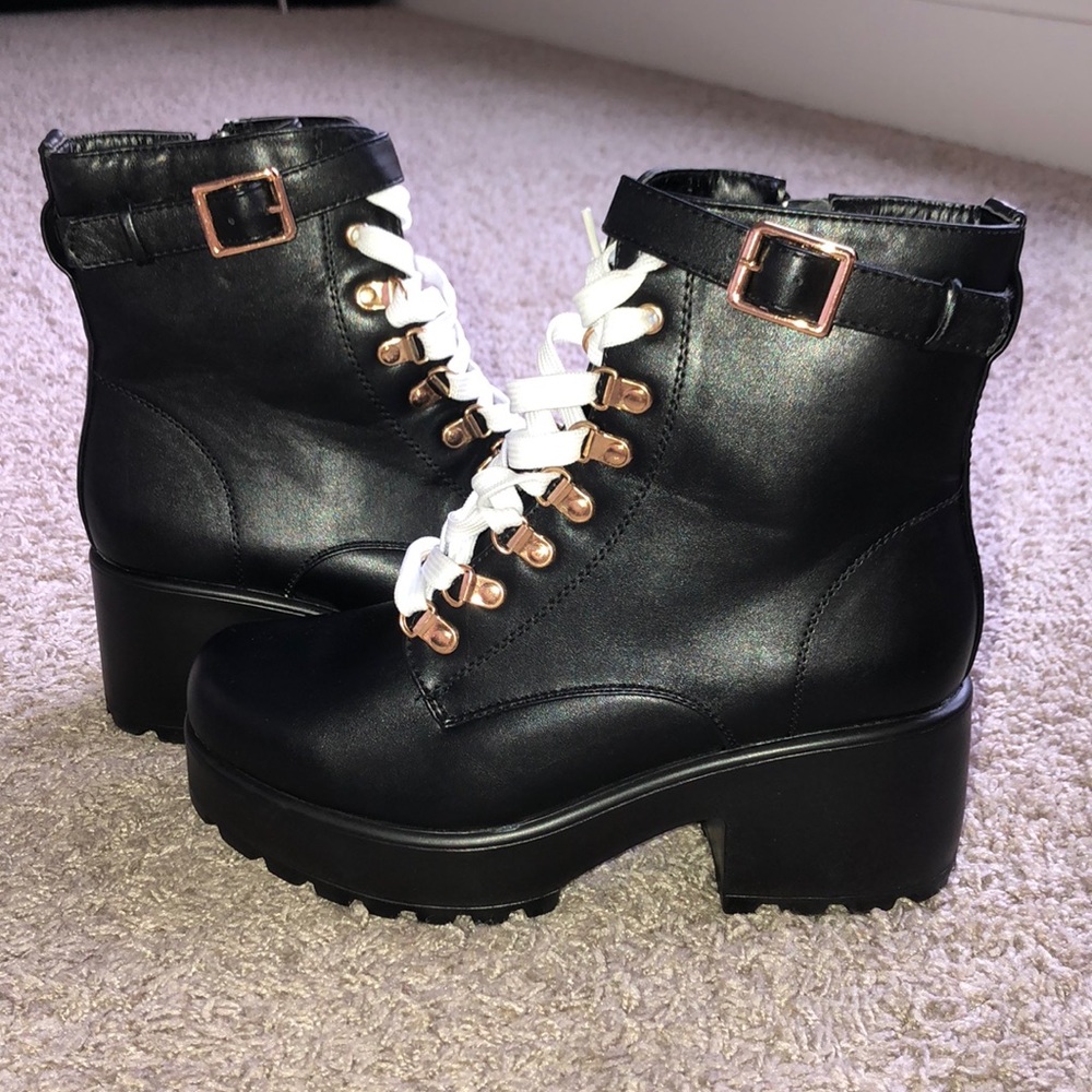 Black chunky boots